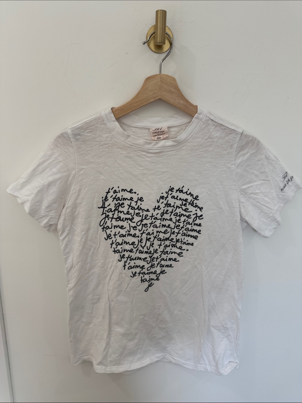 Cinq a Sept White Graphic Heart Tee - Unbranded